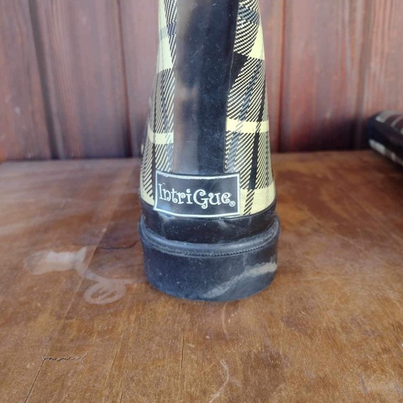 Intrigue Rainboots Black and Cream Size 10 - Picture 4 of 6